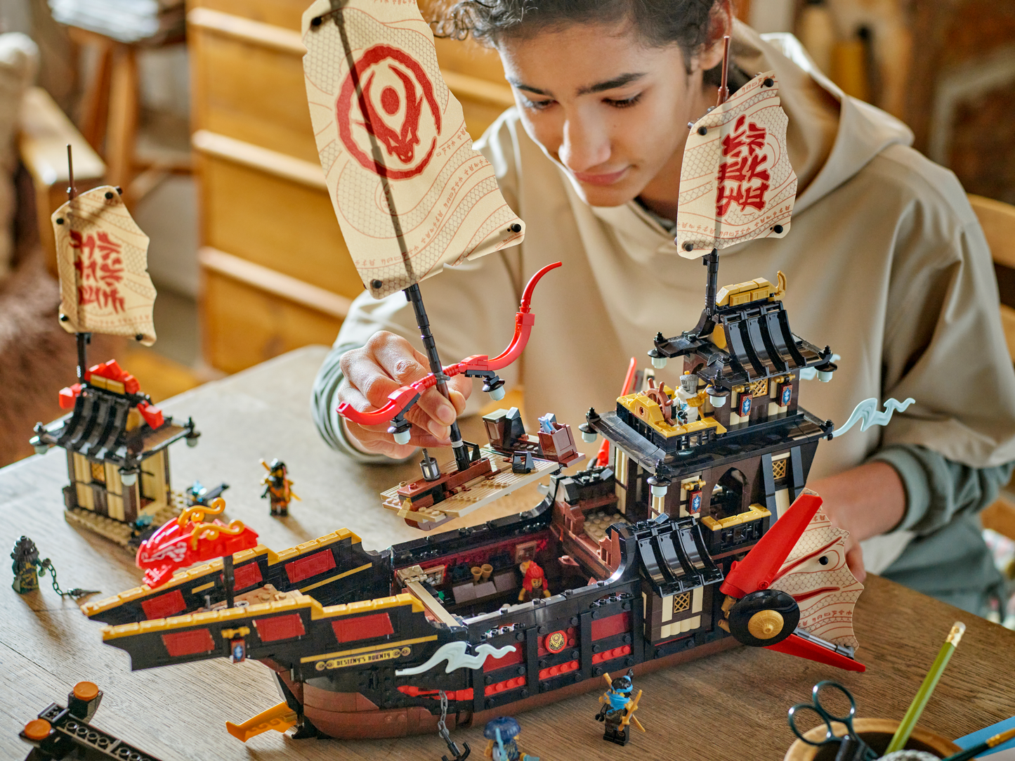 LEGO® Ninjago 71848 Der Tempel-Flugsegler