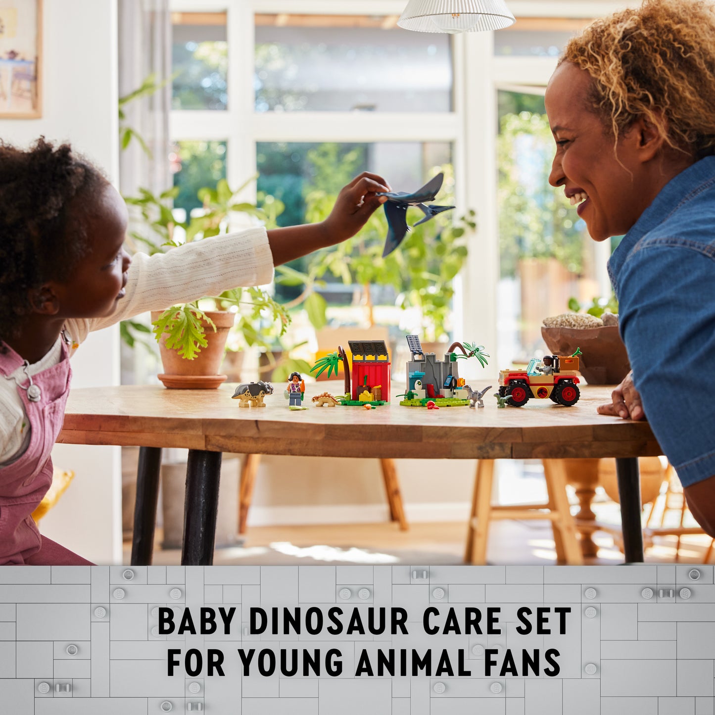 LEGO® Jurassic World 76963 Rettungszentrum für Baby-Dinos