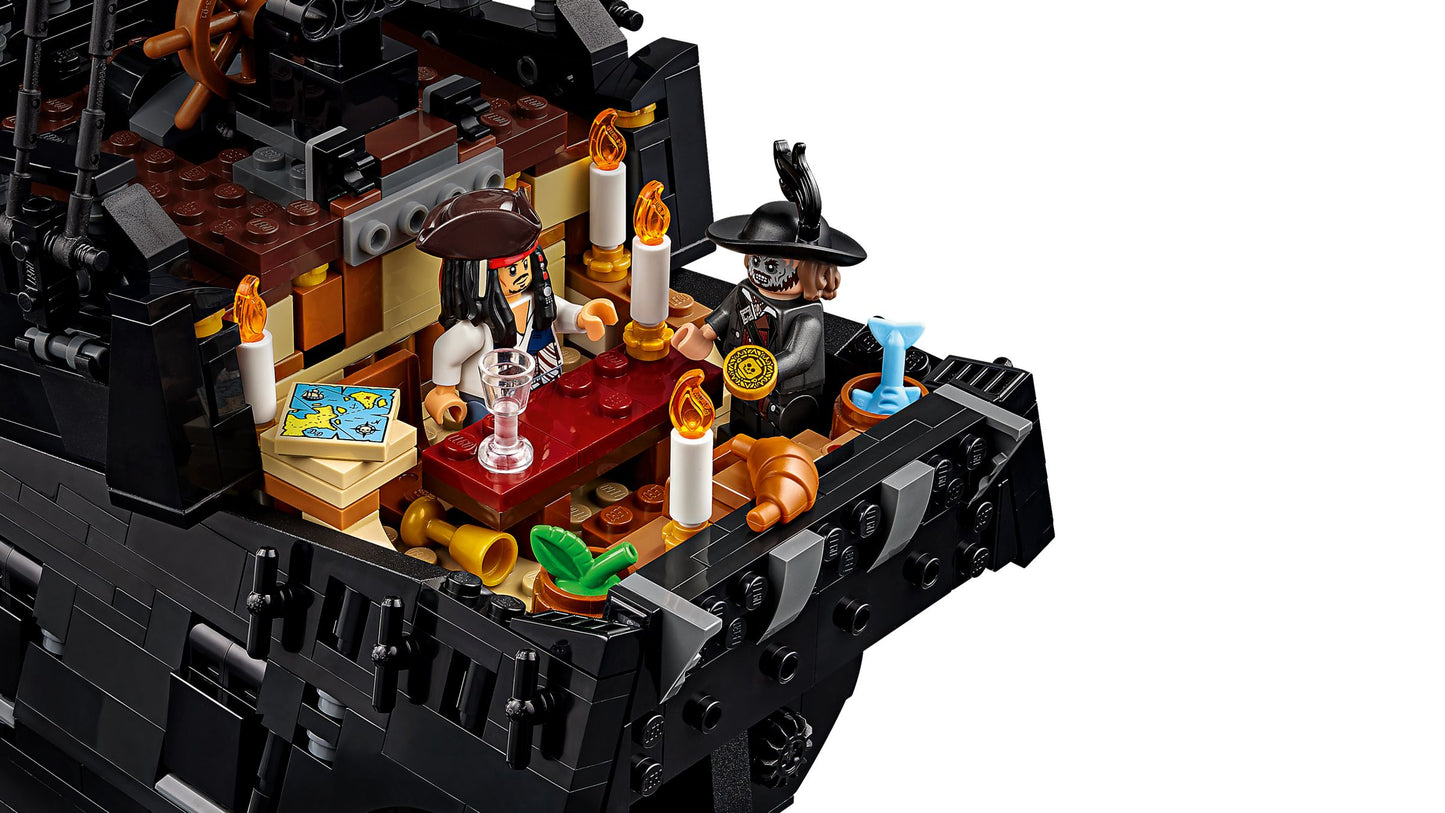 LEGO® Icons 10365 Captain Jack Sparrows Piratenschiff "Black Pearl"