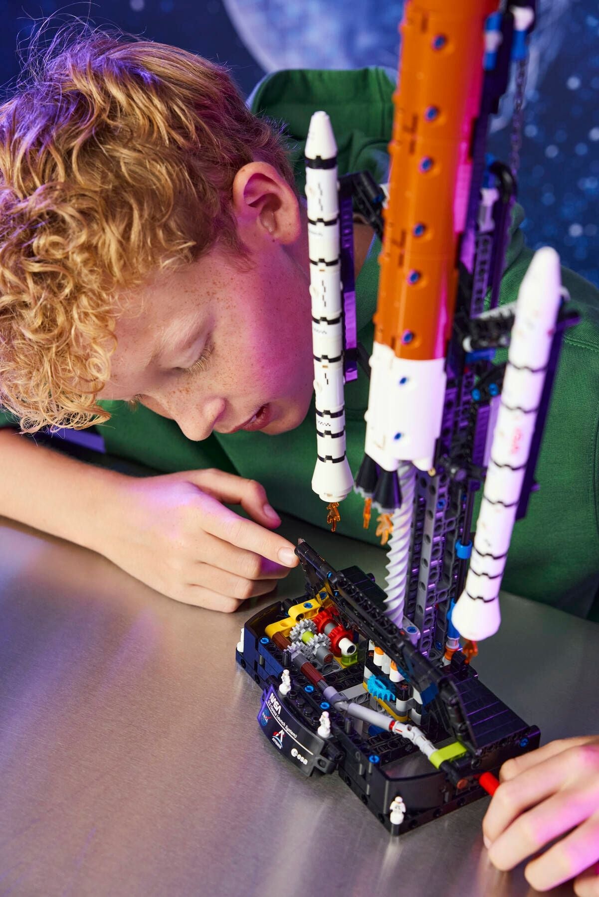 LEGO® Technic 42221 NASA Artemis SLS-Schwerlastrakete