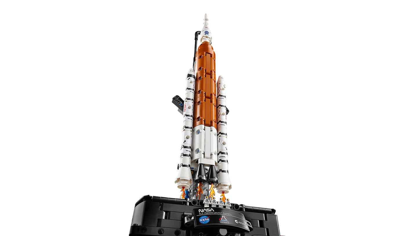 LEGO® Technic 42221 NASA Artemis SLS-Schwerlastrakete