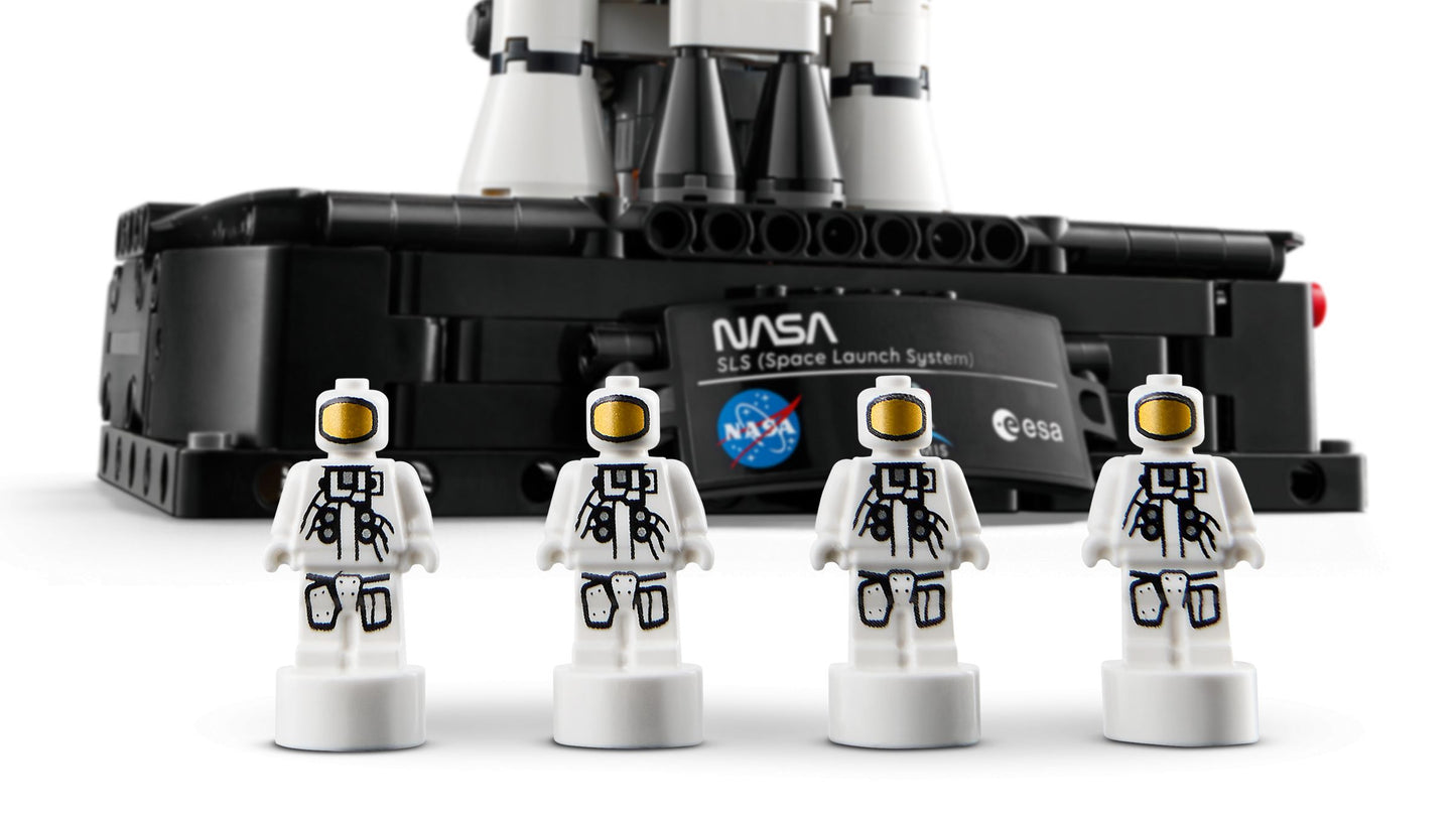 LEGO® Technic 42221 NASA Artemis SLS-Schwerlastrakete