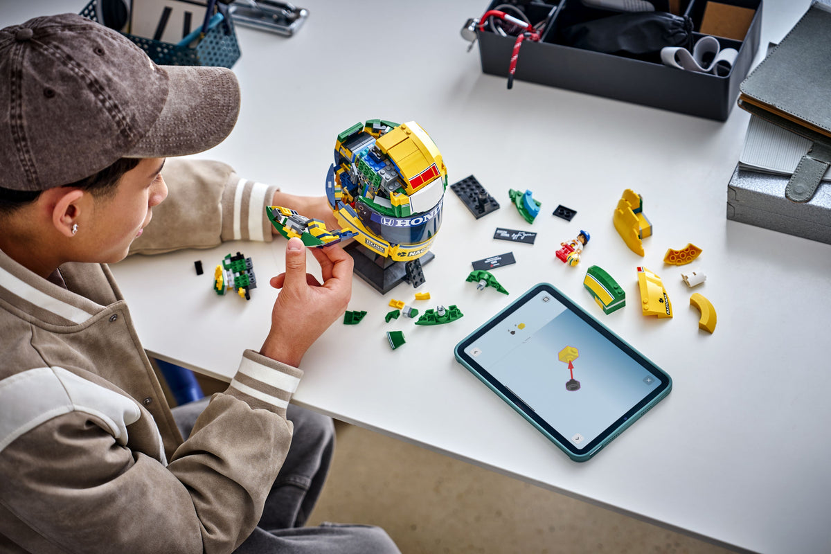 LEGO® Editions 43024 Ayrton Sena Helmet