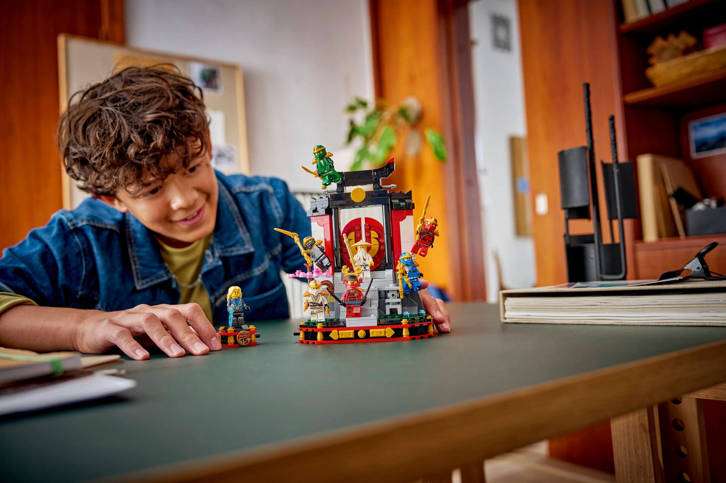 LEGO® Ninjago 15-jähriges Jubiläum: Ninja-Charaktere zum Ausstellen